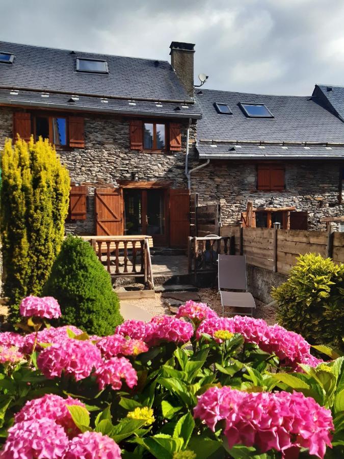 Les Granges De La Fontaine Villa Antignac Bagian luar foto
